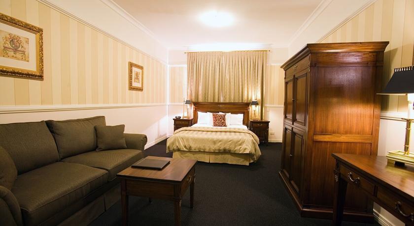 Redearth Boutique Hotel Mount Isa Phòng bức ảnh