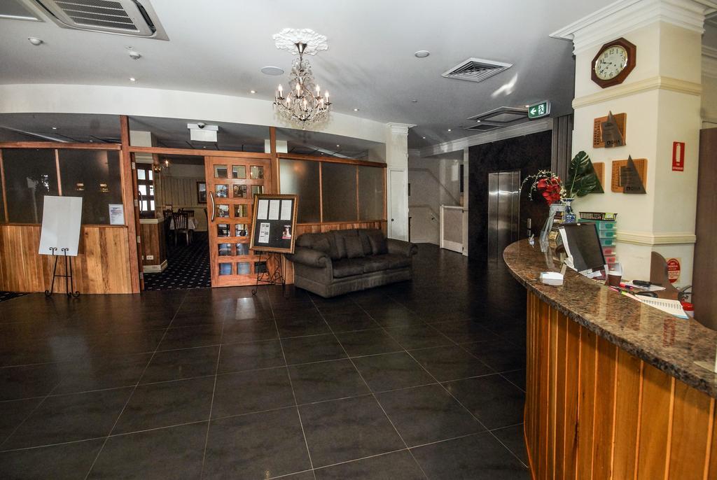 Redearth Boutique Hotel Mount Isa Ngoại thất bức ảnh